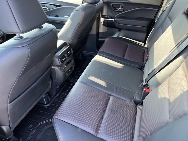 Used 2026 Honda Ridgeline Black Edition image 18