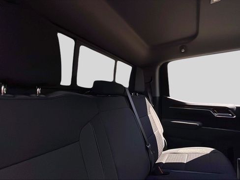 New 2026 GMC Sierra 1500 SLE w/ Preferred Package image 18