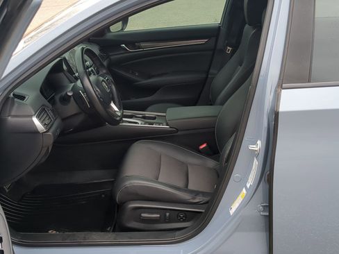 Used 2021 Honda Accord Sport image 11