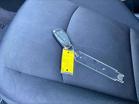 Used 2020 Chevrolet Malibu LT image 14