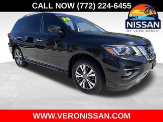 Used 2020 Nissan Pathfinder S 360° Tour