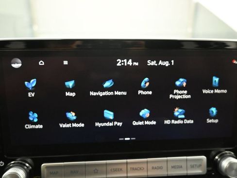 Used 2023 Hyundai Kona Limited FWD image 10