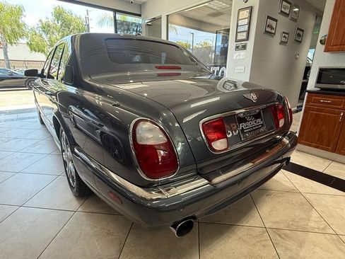Used 2006 Bentley Arnage R RWD image 5