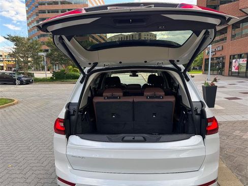 Used 2020 BMW X7 xDrive40i image 19