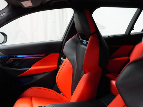 New 2027 BMW M5 Touring AWD/4WD image 29
