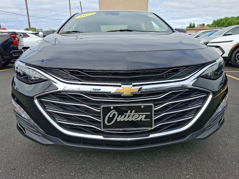 Used 2025 Chevrolet Malibu LT FWD image 8
