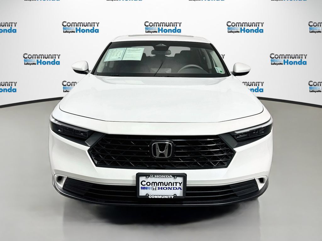 Used 2023 Honda Accord EX image 2
