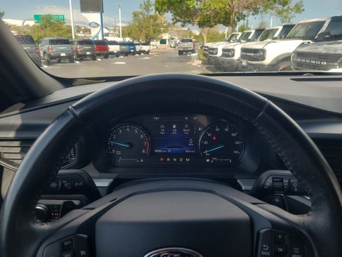 Used 2020 Ford Explorer XLT AWD/4WD image 10