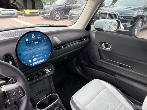 Used 2025 MINI Cooper S image 17