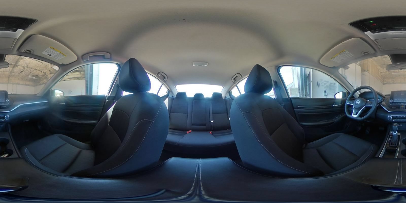 Used 2025 Nissan Altima 2.5 SV FWD image 41