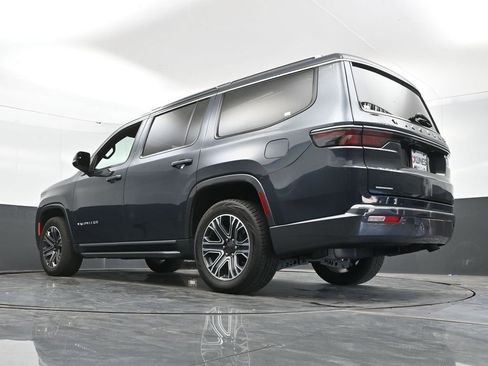 Used 2022 Jeep Wagoneer Series III image 54