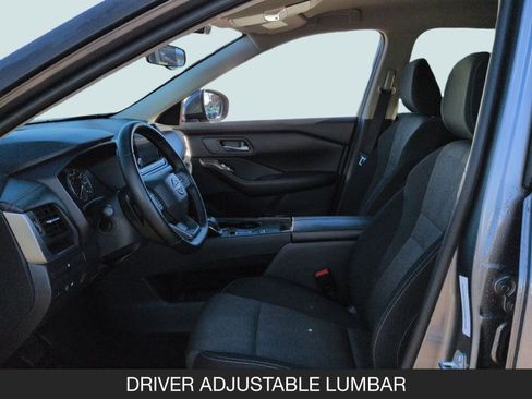 Used 2025 Nissan Rogue SV image 15