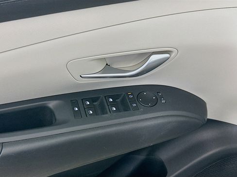 Used 2025 Hyundai Tucson SEL AWD/4WD image 15