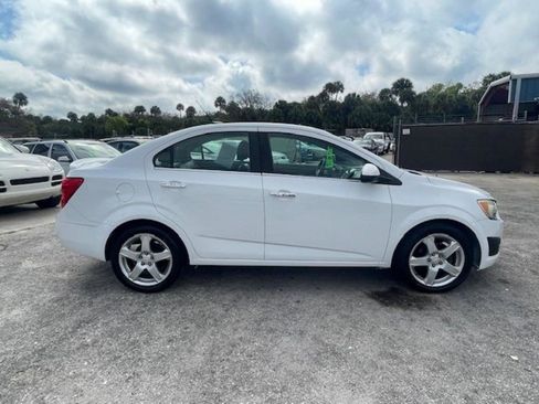 Used 2014 Chevrolet Sonic LTZ image 4