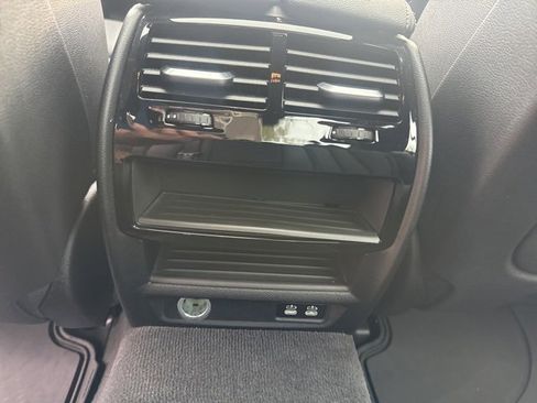 Used 2021 BMW 530i xDrive 530i xDrive w/ Premium Package image 22