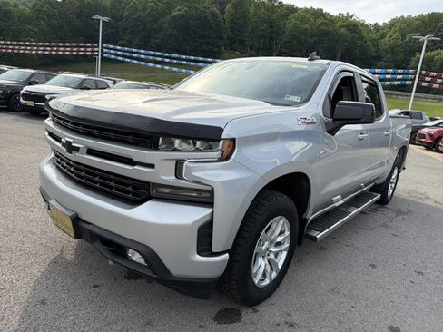 Used 2021 Chevrolet Silverado 1500 RST w/ Z71 Off-Road Package AWD/4WD image 11