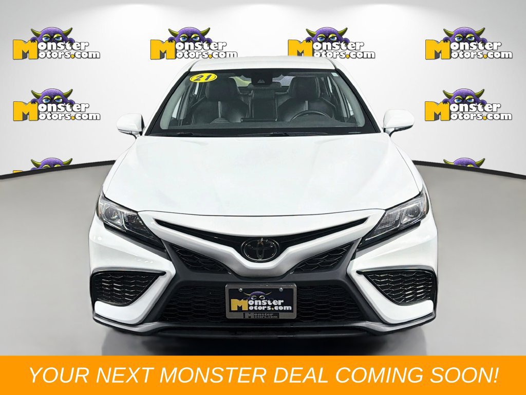 Used 2021 Toyota Camry SE AWD/4WD image 2