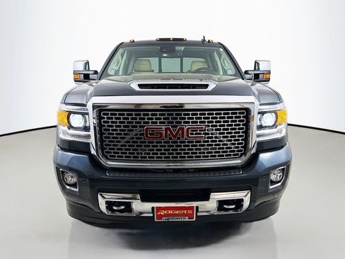 Used 2017 GMC Sierra 3500 Denali w/ Duramax Plus Package AWD/4WD image 2