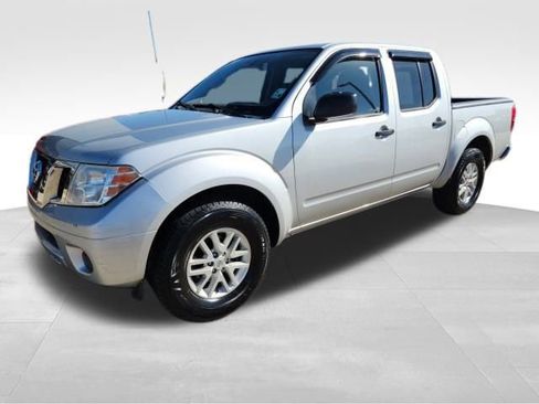 Used 2019 Nissan Frontier SV image 10