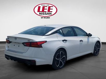 Used 2023 Nissan Altima 2.5 SR w/ SR Premium Package