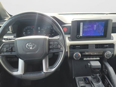 Used 2024 Toyota Tacoma TRD Off-Road image 14