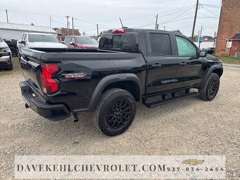 Used 2024 Chevrolet Colorado Trail Boss w/ Technology Package image 6