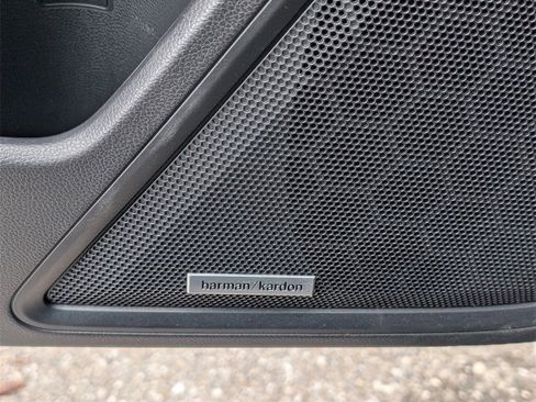 Used 2022 Subaru Outback Limited image 35