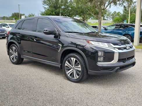 Used 2023 Mitsubishi Outlander Sport ES AWD/4WD image 3