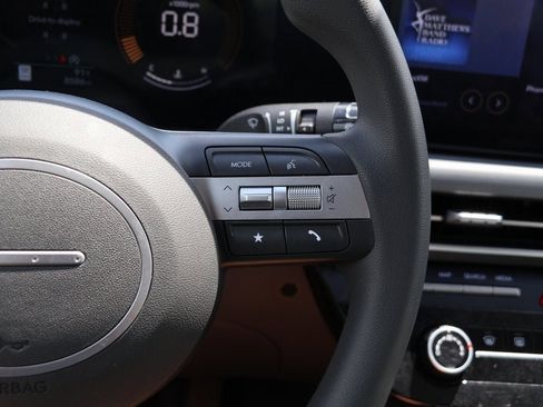 Used 2025 Hyundai Sonata SE image 13
