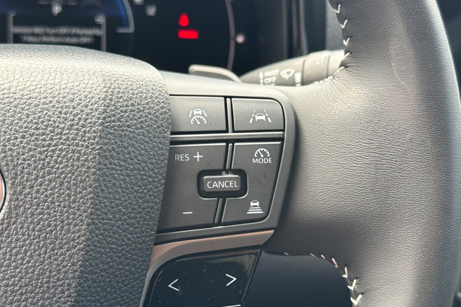 Certified 2025 Toyota Camry SE w/ Convenience Package FWD image 31