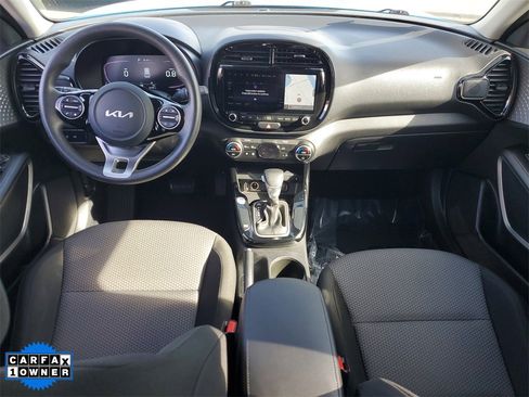 Used 2023 Kia Soul S image 9
