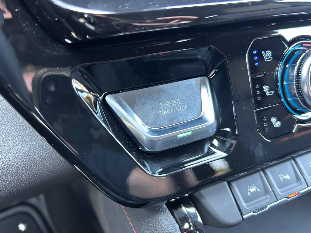 New 2026 GMC Sierra 1500 AT4 w/ AT4 Premium Package AWD/4WD image 36