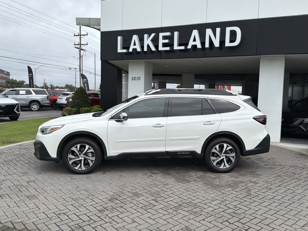 Certified 2022 Subaru Outback Touring XT AWD/4WD image 2
