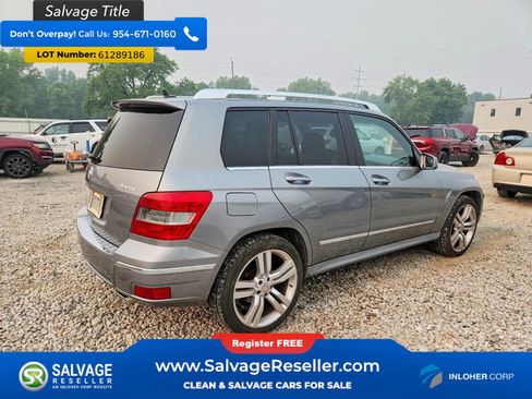Used 2012 Mercedes-Benz GLK 350 4MATIC image 4