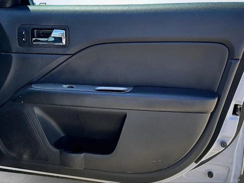 Used 2012 Ford Fusion SEL FWD image 33