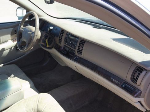 Used 2004 Buick Park Avenue FWD image 26