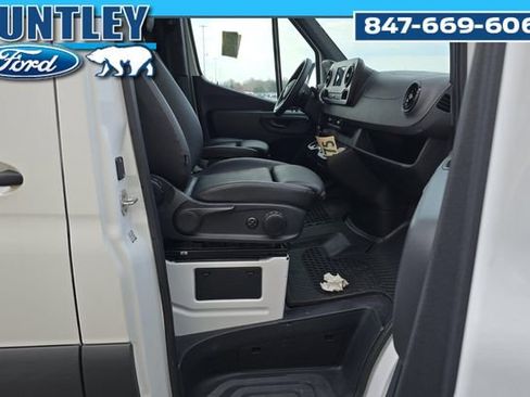 Used 2024 Mercedes-Benz Sprinter 2500 w/ Parking Package image 7