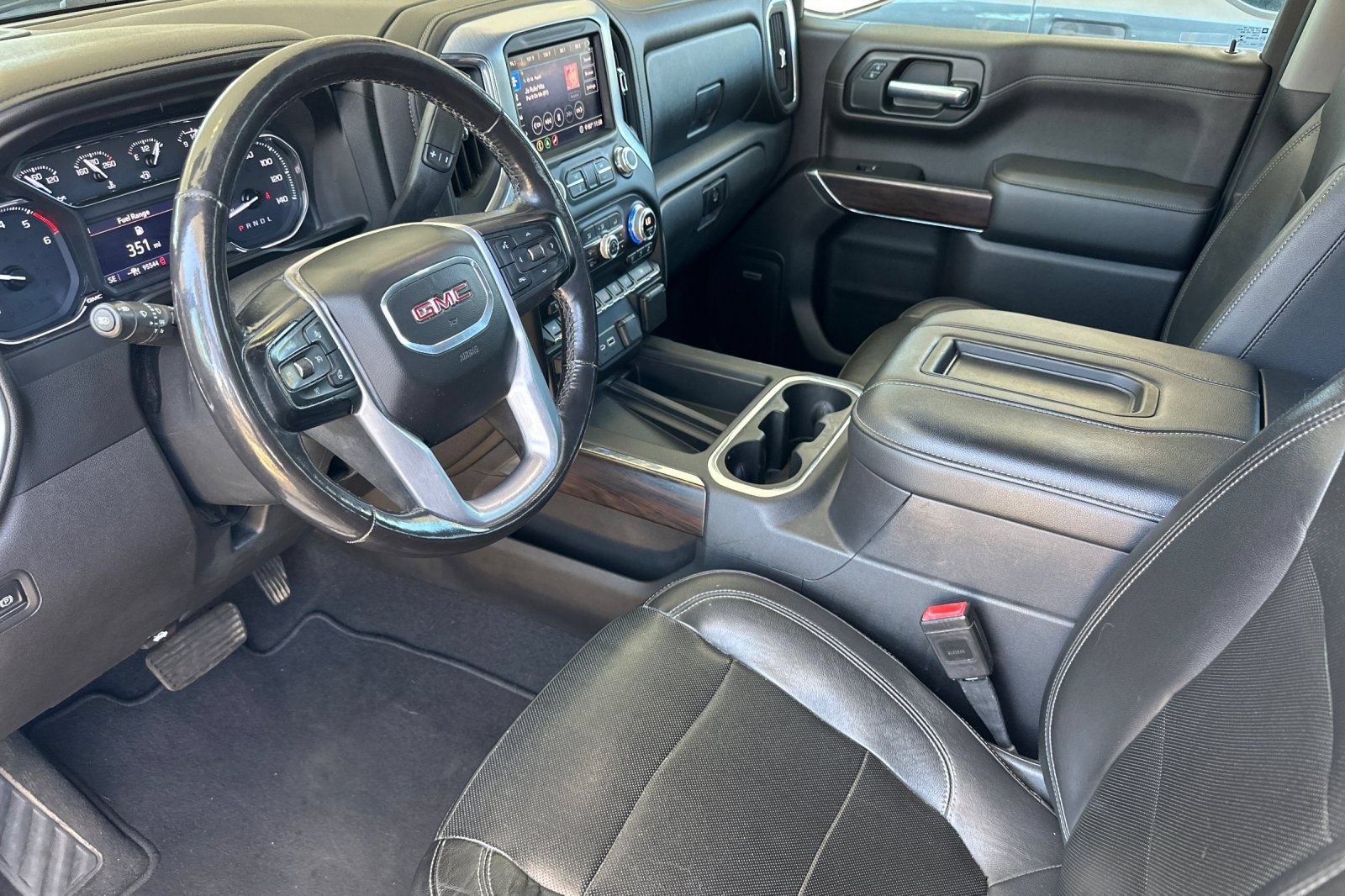 Used 2020 GMC Sierra 1500 SLT w/ SLT Premium Plus Package RWD image 9