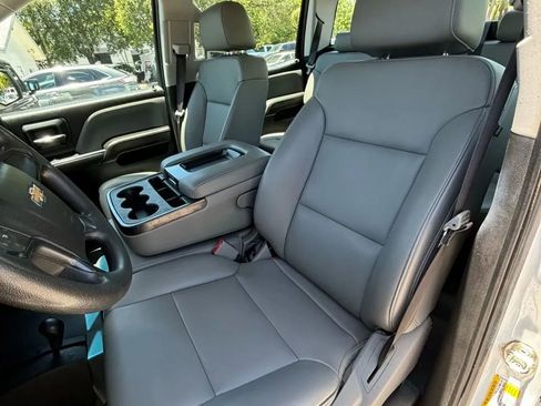 Used 2019 Chevrolet Silverado 2500 W/T AWD/4WD image 14