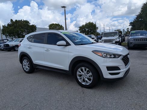 Used 2021 Hyundai Tucson Value w/ Cargo Package FWD image 2