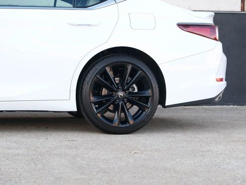 Used 2023 Lexus ES 350 F Sport image 10