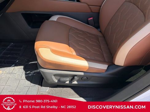 New 2026 Nissan Pathfinder Platinum AWD/4WD image 13