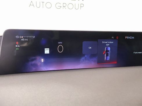 New 2025 Lincoln Navigator Reserve w/ Jet Appearance Package image 4