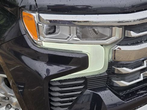 Used 2024 Chevrolet Silverado 1500 LTZ AWD/4WD image 9