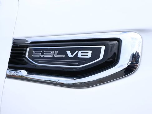Used 2025 GMC Sierra 1500 SLT AWD/4WD image 26