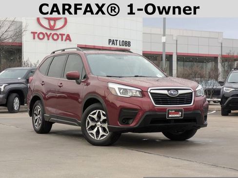 Used 2020 Subaru Forester Premium image 2