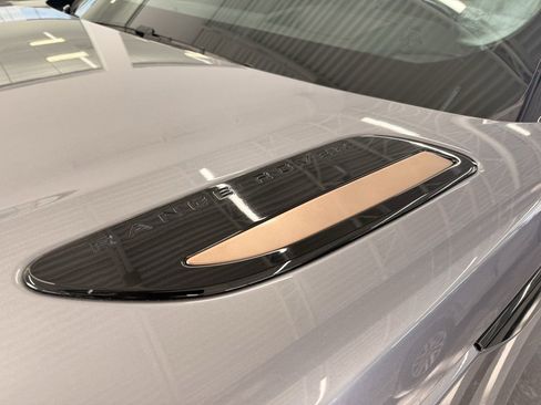 Used 2020 Land Rover Range Rover Velar R-Dynamic S image 14