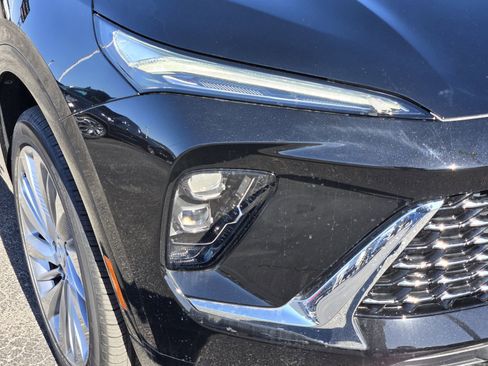 New 2026 Buick Envision Avenir image 10