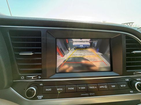 Used 2018 Hyundai Elantra SEL w/ Cargo Package image 30