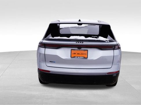 Used 2024 Jeep Wagoneer Launch Edition image 6